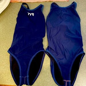 TYR Thresher Aerofit Swimsuits Size 26
